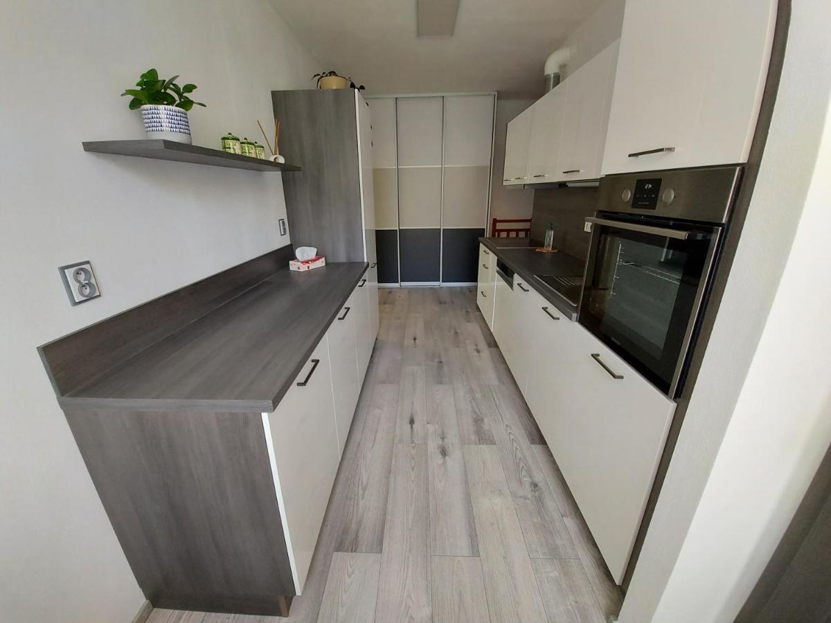 Apartman Eva - Plne Vybaveny Byt - Týn nad Vltavou Eksteriør bilde